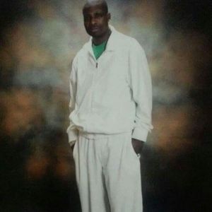 Meet your Posher, Elliot